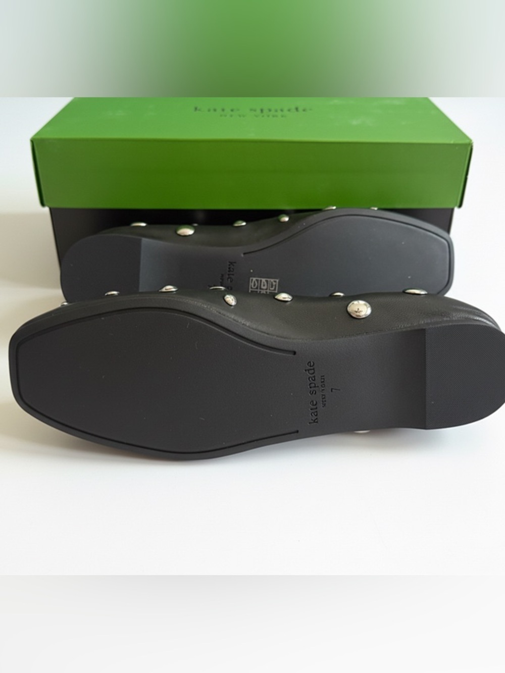 Kate Spade Black Studded Ballet Flats Women’s Size 7 Leather Chic Classic Shoes - Picture 3 of 5